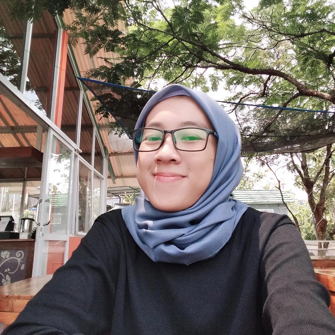 Portrait of Ratu Permata Salim, Founder